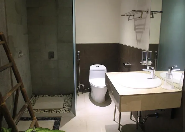 Mirahvillas, 2br With Large Private Pool Lodge Seminyak