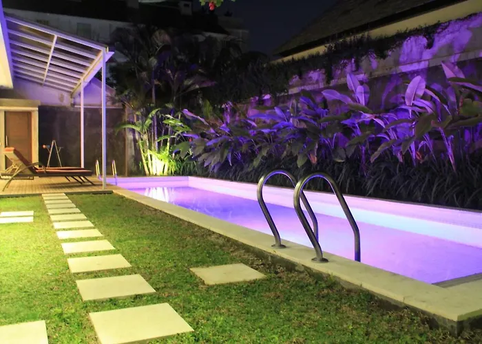 Mirahvillas, 2br With Large Private Pool Seminyak